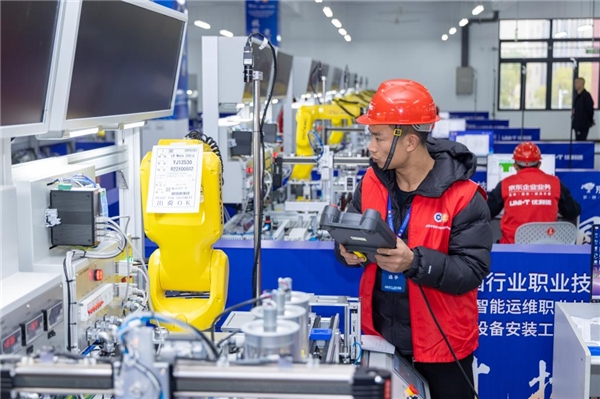 全国行业职业技能竞赛“电气设备安装工”赛项举行 京东助力企业夯实高质量发展人才基础(图2)