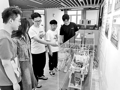 上海交通大学船舶与海洋工程设计团队：“将大国重器掌握在自己手中”(图2)